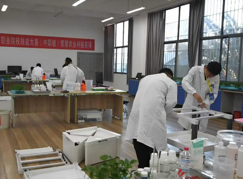 provincial-higher-vocational-college-skills-competition-kicks-off-on-first-day_01.jpg provincial-higher-vocational-college-skills-competition-kicks-off-on-first-day_01.jpg